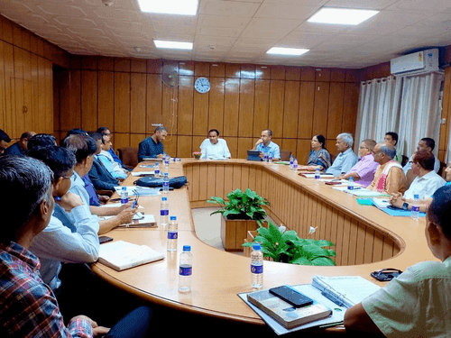 Image for शिक्षा मंत्री डाॅ0 धन सिंह रावत ने उच्च शिक्षा विभाग के अधिकारियों के साथ की बैठक