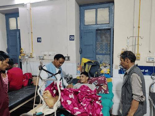 Image for स्वास्थ्य मंत्री डाॅ0 धन सिंह रावत ने दून अस्पताल का किया निरीक्षण