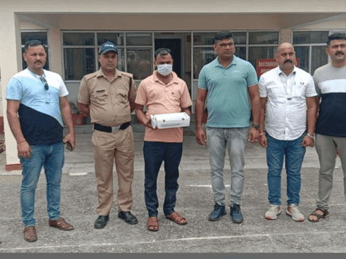 605  ग्राम स्मैक परिवहन करते हुए अभियुक्त गिरफ्तार