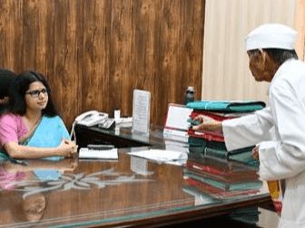 जिलाधिकारी वंदना ने किया जनता की समस्याओं का समाधान