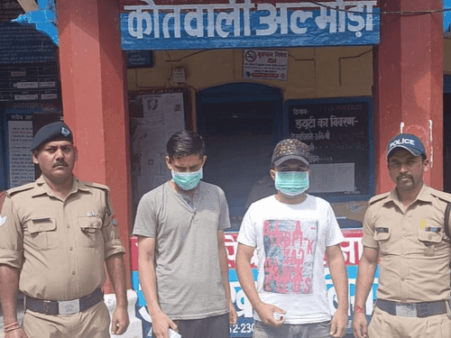 Image for अल्मोड़ा पुलिस ने अवैध स्मैक के साथ दो तस्कर किये गिरफ्तार