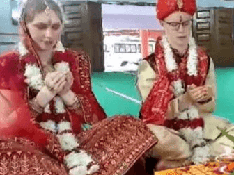 Image for भारतीय रीती-रिवाज में रचाई रूसी नागरिकों ने शादी