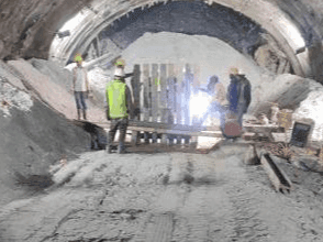 Image for सुरंग में फंसे श्रमिकों का रेस्क्यू जारी