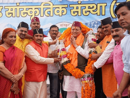 सीएम धामी ने इंदौर में प्रवासी उत्तराखण्डी समाज द्वारा आयोजित जनसभा में किया प्रतिभाग