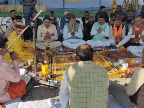 डोईवाला शुगर मिल के गन्ना पेराई सत्र का शुभारंभ, जल्द किया जाएगा समर्थन मूल्य घोषित