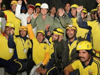Image for रेस्क्यू किये गये श्रमिकों को कंपनी देगी दो-दो लाख रुपए