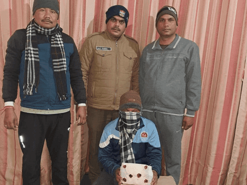 05 पेटी अवैध शराब के साथ दुकान संचालक गिरफ्तार