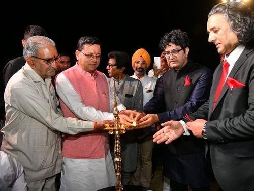 सीएम धामी ने किया देहरादून लिटरेचर फेस्टिवल के समापन समारोह में प्रतिभाग