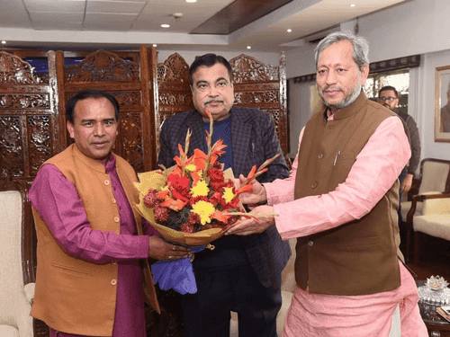 Image for कैबिनेट मंत्री डाॅ0 धन सिंह रावत ने सड़क परिवहन व राजमार्ग मंत्री नितिन गडकरी से की मुलाकात