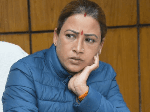 कैबिनेट मंत्री रेखा आर्या ने महिला सशक्तिकरण एवं बाल विकास के विभागीय अधिकारियों के साथ की समीक्षा बैठक
