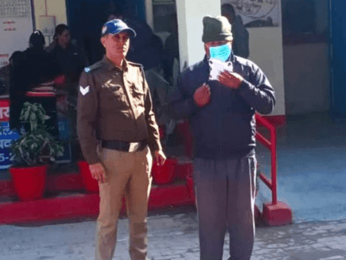 देहरादून पुलिस ने 225 ग्राम चरस के साथ तस्कर किया गिरफ्तार