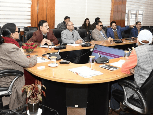 अपर मुख्य सचिव ने आवास विभाग द्वारा किए गए एमओयू की ग्राउण्डिंग के संबंध में की समीक्षा बैठक