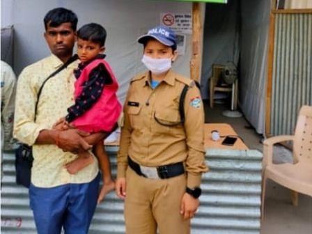 बिछड़े हुए को चंपावत पुलिस ने परिजनों से मिलाया