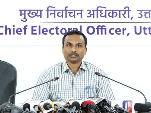 अपर मुख्य निर्वाचन अधिकारी ने मीडिया सेंटर में की प्रेस ब्रीफिंग