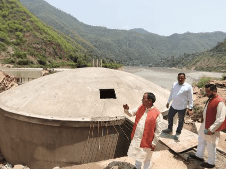 Image for कैबिनेट मंत्री डाॅ0 धन सिंह रावत ने यहां निर्माणाधीन कार्यों का किया निरीक्षण