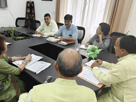 Image for स्वास्थ्य मंत्री डाॅ0 धन सिंह रावत ने स्वास्थ्य विभाग की ली समीक्षा बैठक