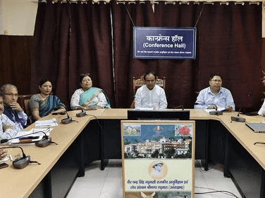 Image for स्वास्थ्य मंत्री डाॅ0 धन सिंह रावत ने ‘सघन वृक्षारोपण’ को लेकर की बैठक