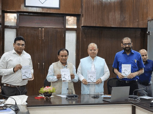 Image for स्वास्थ्य मंत्री डाॅ0 धन सिंह रावत ने डेंगू नियंत्रण को लेकर की बैठक