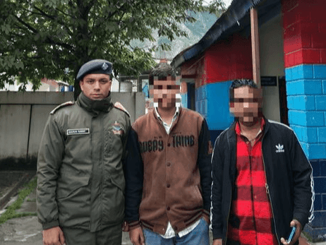 Image for चमोली पुलिस ने गुमशुदा व्यक्ति को किया उसके परिजनों के सुपुर्द