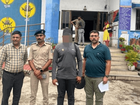 Image for 43 लाख से अधिक रुपए की धोखाधड़ी करने वाला अभियुक्त हुआ गिरफ्तार