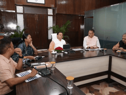 सीएम धामी ने कृषि और उद्यान विभाग की समीक्षा बैठक में किया प्रतिभाग