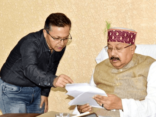 कैबिनेट मंत्री सतपाल महाराज ने पंचायती राज विभाग की ली समीक्षा बैठक