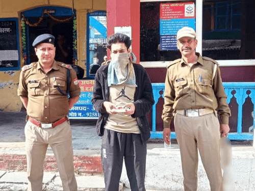 Image for 19.25 ग्राम स्मैक के साथ नशा तस्कर गिरफ्तार