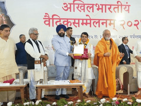 राज्यपाल गुरमीत सिंह ने अखिल भारतीय वैदिक सम्मेलन-2024 में किया प्रतिभाग