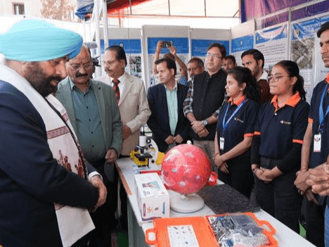 राज्यपाल गुरमीत सिंह ने अंतर्राष्ट्रीय विज्ञान एवं प्रौद्योगिकी महोत्सव-2024 का किया उद्घाटन