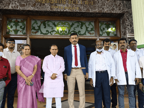 Image for स्वास्थ्य मंत्री डाॅ0 धन सिंह रावत ने मद्रास मेडिकल कॉलेज का किया भ्रमण
