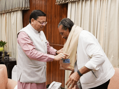 प्रसिद्ध फिल्म निर्माता-निर्देशक प्रकाश झा ने सीएम धामी से की भेंट