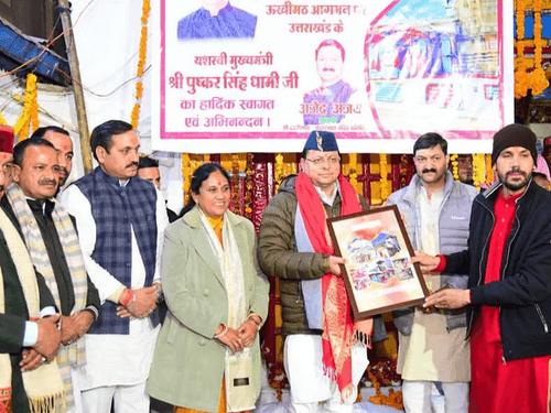 सीएम धामी ने ओंकारेश्वर मंदिर, उखीमठ में की पूजा-अर्चना