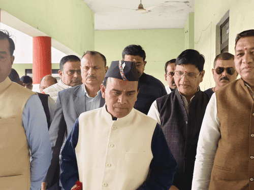 शिक्षा मंत्री डाॅ0 रावत ने नेताजी सुभाष चंद्र बोस आवासीय विद्यालय का किया निरीक्षण