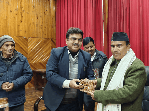 शिक्षा मंत्री डाॅ0 रावत ने नैनीताल में शिक्षा विभाग की ली समीक्षा बैठक