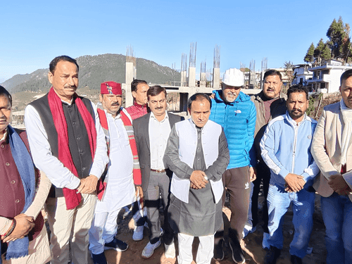 Image for कैबिनेट मंत्री डाॅ0 रावत ने पिथौरागढ़ में निर्माण कार्य का किया निरीक्षण