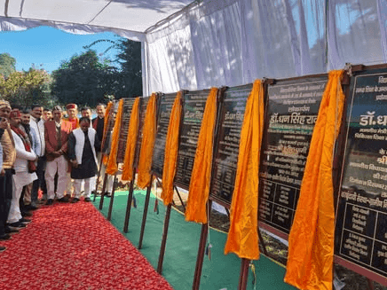 कैबिनेट मंत्री डाॅ0 रावत ने पिथौरागढ़ में विभिन्न योजनाओं का किया शिलान्यास