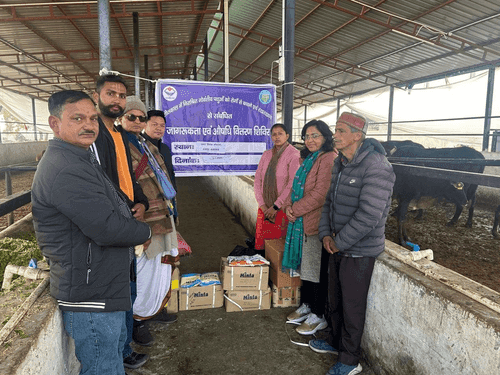 शीतकालीन पशु देखभाल पर जागरूकता कार्यक्रम का किया गया आयोजन