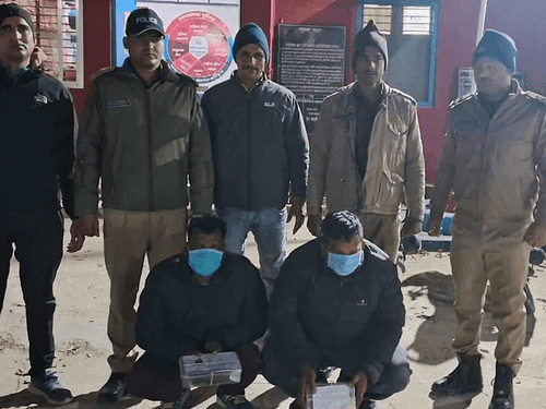 लाखों की अवैध स्मैक के साथ नशा तस्कर गिरफ्तार