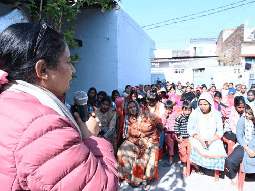 विधानसभा अध्यक्ष ने आमपड़ाव जौनपुर में क्षेत्रवासियों के साथ किया संवाद