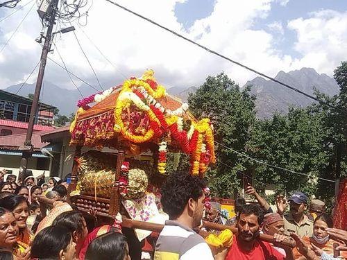 Image for बैकुण्ठ धाम के कपाट खुलने की प्रक्रिया का हुआ शुभारम्भ