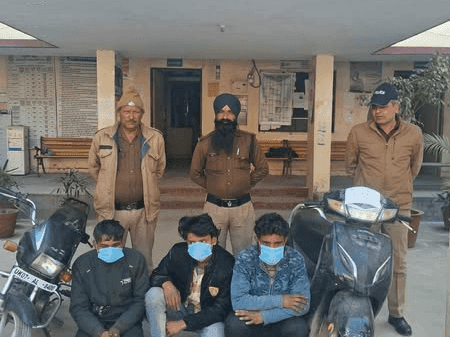 Image for Doon Police arrested the accused with stolen vehicle