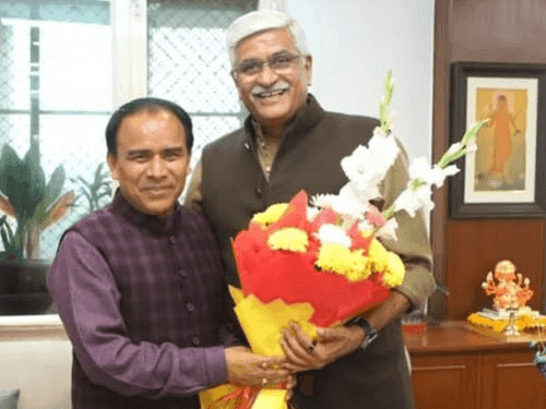 Image for Cabinet Minister Dr Rawat met the Union Tourism Minister