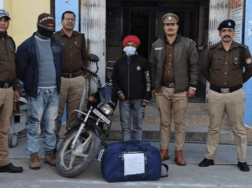 Image for Almora Police arrested two smugglers with 14.850 kg of marijuana