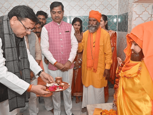 Image for CM Dhami paid tribute to the statue of Sant Shiromani Ravidas ji