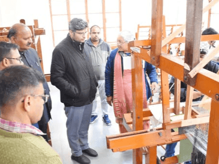 Image for जिलाधिकारी संदीप तिवारी ने तहसील चमोली का किया निरीक्षण