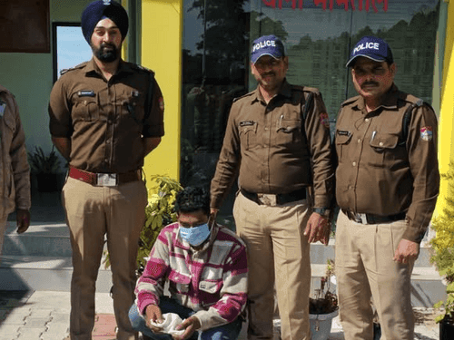 नैनीताल पुलिस ने नशा तस्करों के विरूद्ध की सख्त कार्यवाही