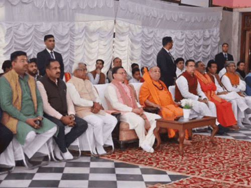 सीएम धामी ने सुना मन की बात कार्यक्रम का 119वां संस्करण