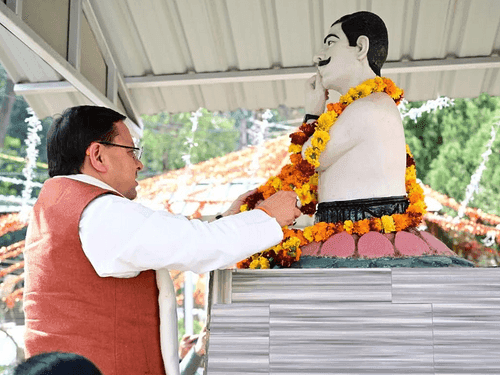 सीएम धामी ने तीन दिवसीय शहीद मेला का किया शुभारंभ