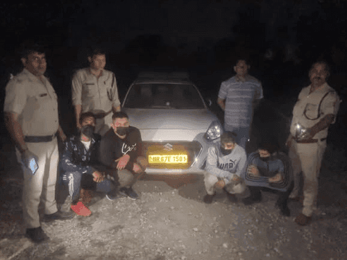 Image for दून पुलिस ने चोरी की स्विफ्ट डिजायर कार के साथ आरोपी किये गिरफ्तार
