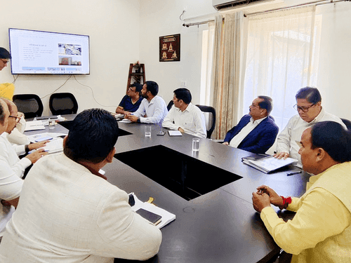 Image for Health Minister held a review meeting of the Medical Education Department
